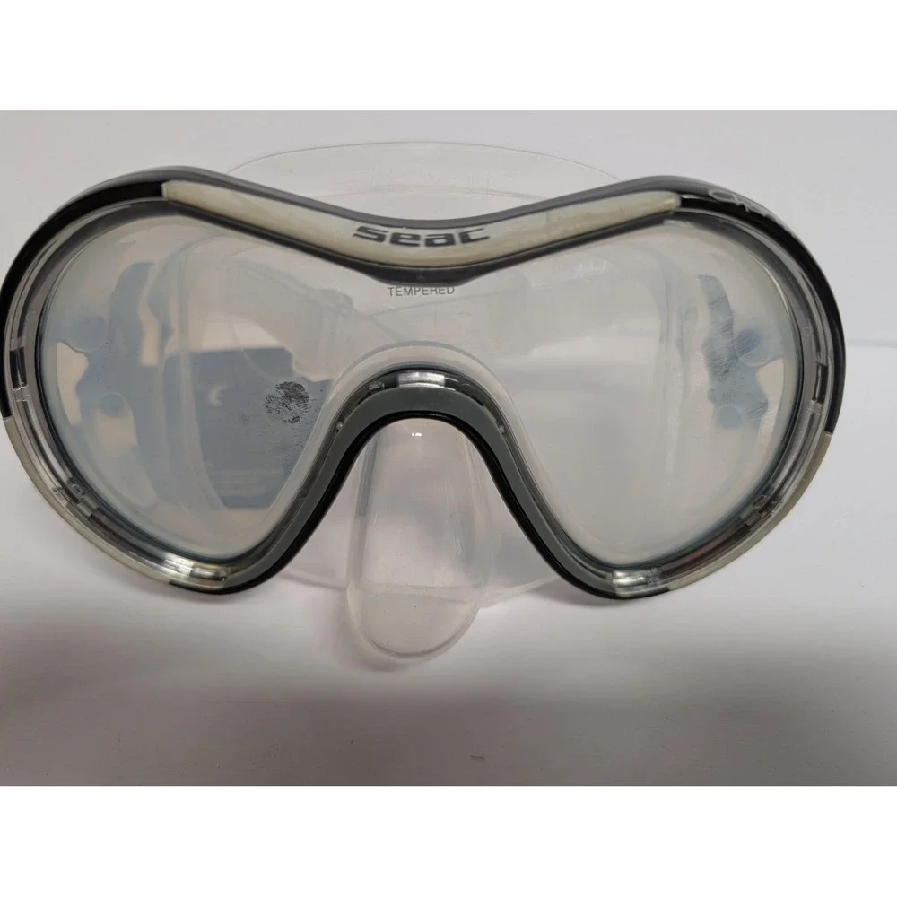 SEAC Charm Diving Mask Black Tempered Glass Silicone Strap Adult Snorkel Swim
